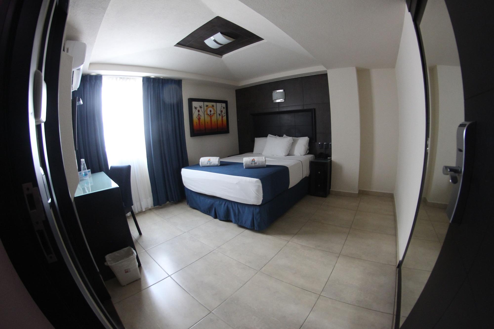 Hotel Portonovo Plaza Malecon Пуэрто-Вальярта Экстерьер фото