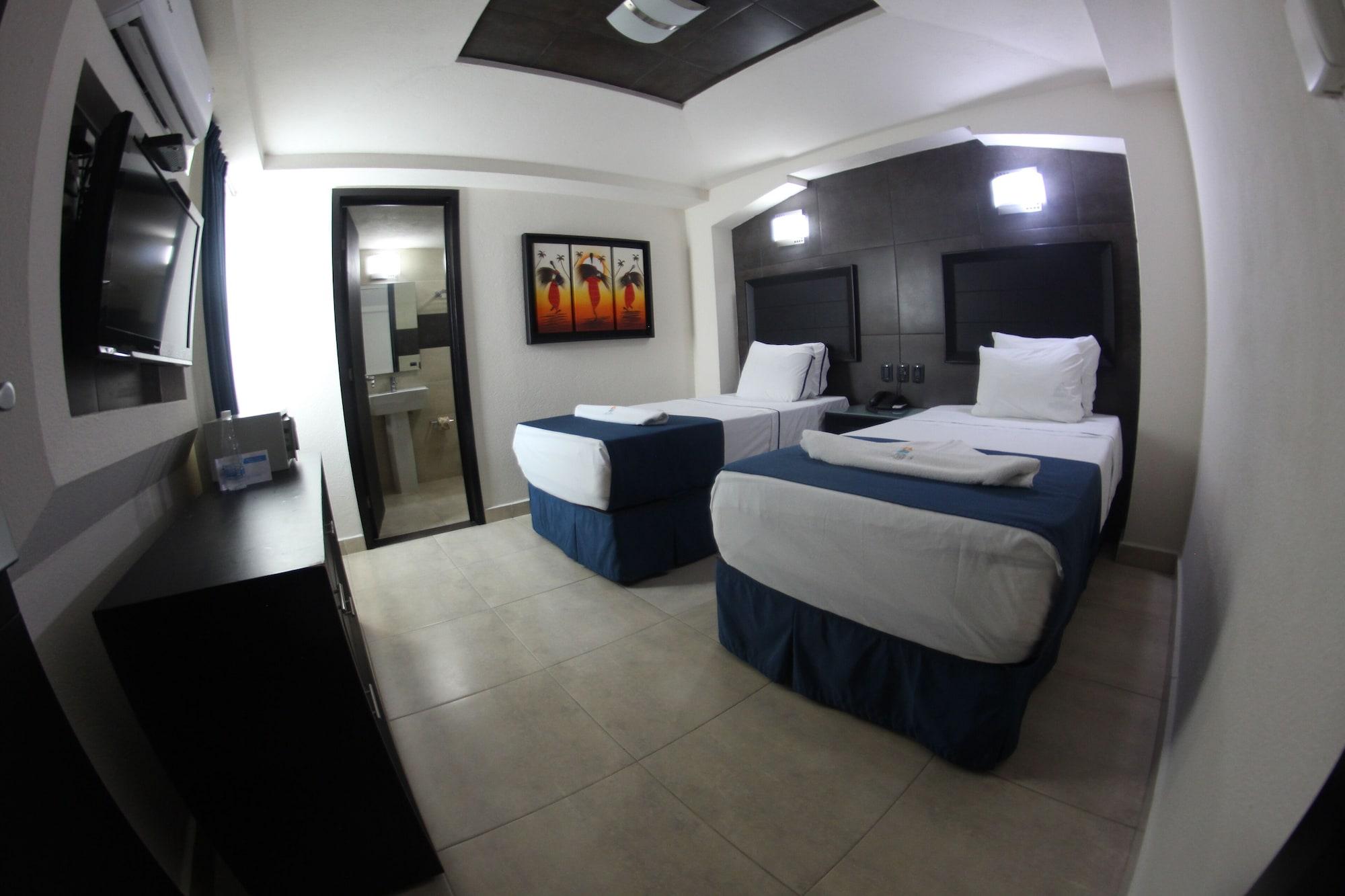 Hotel Portonovo Plaza Malecon Пуэрто-Вальярта Экстерьер фото