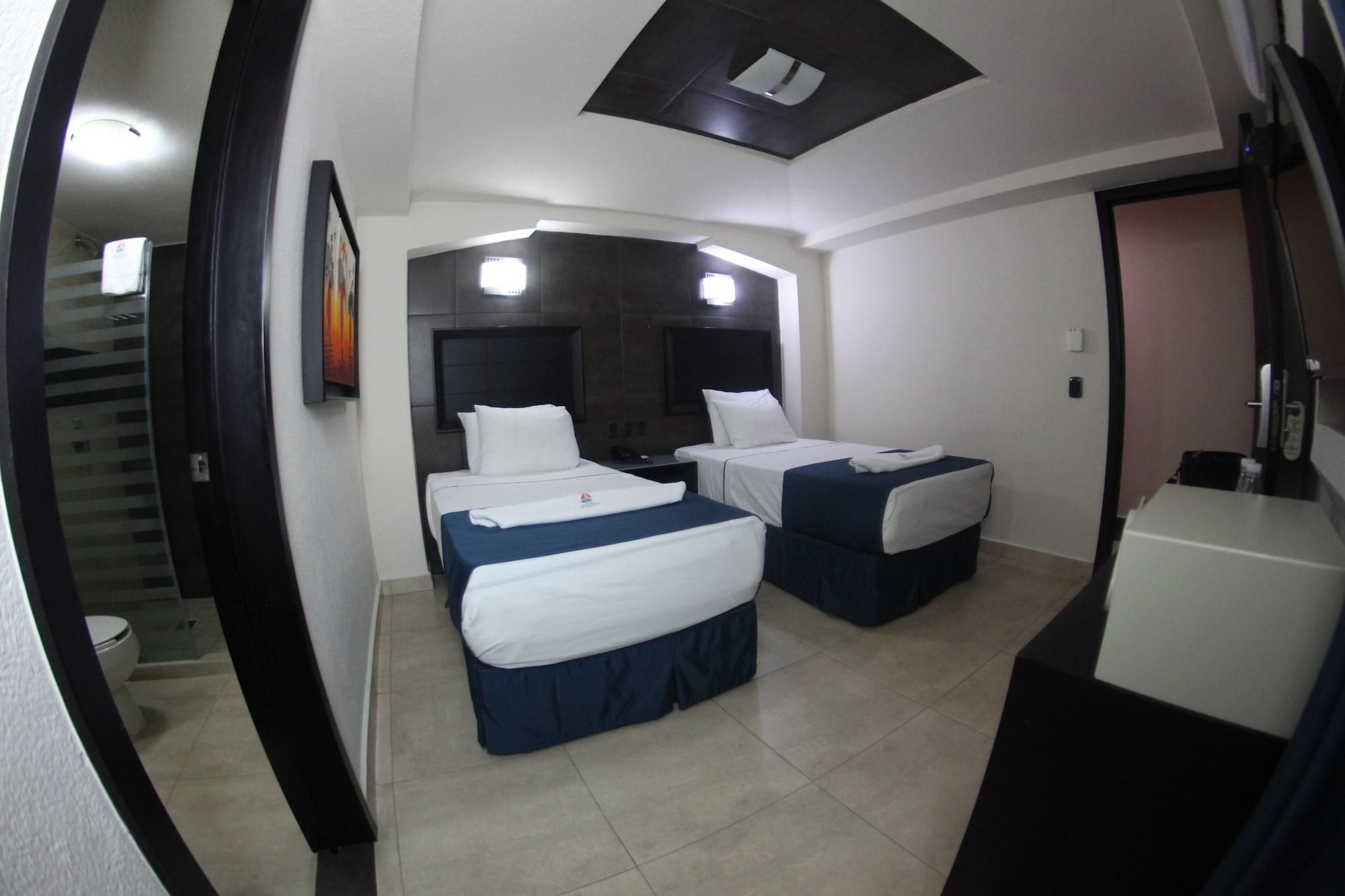 Hotel Portonovo Plaza Malecon Пуэрто-Вальярта Экстерьер фото